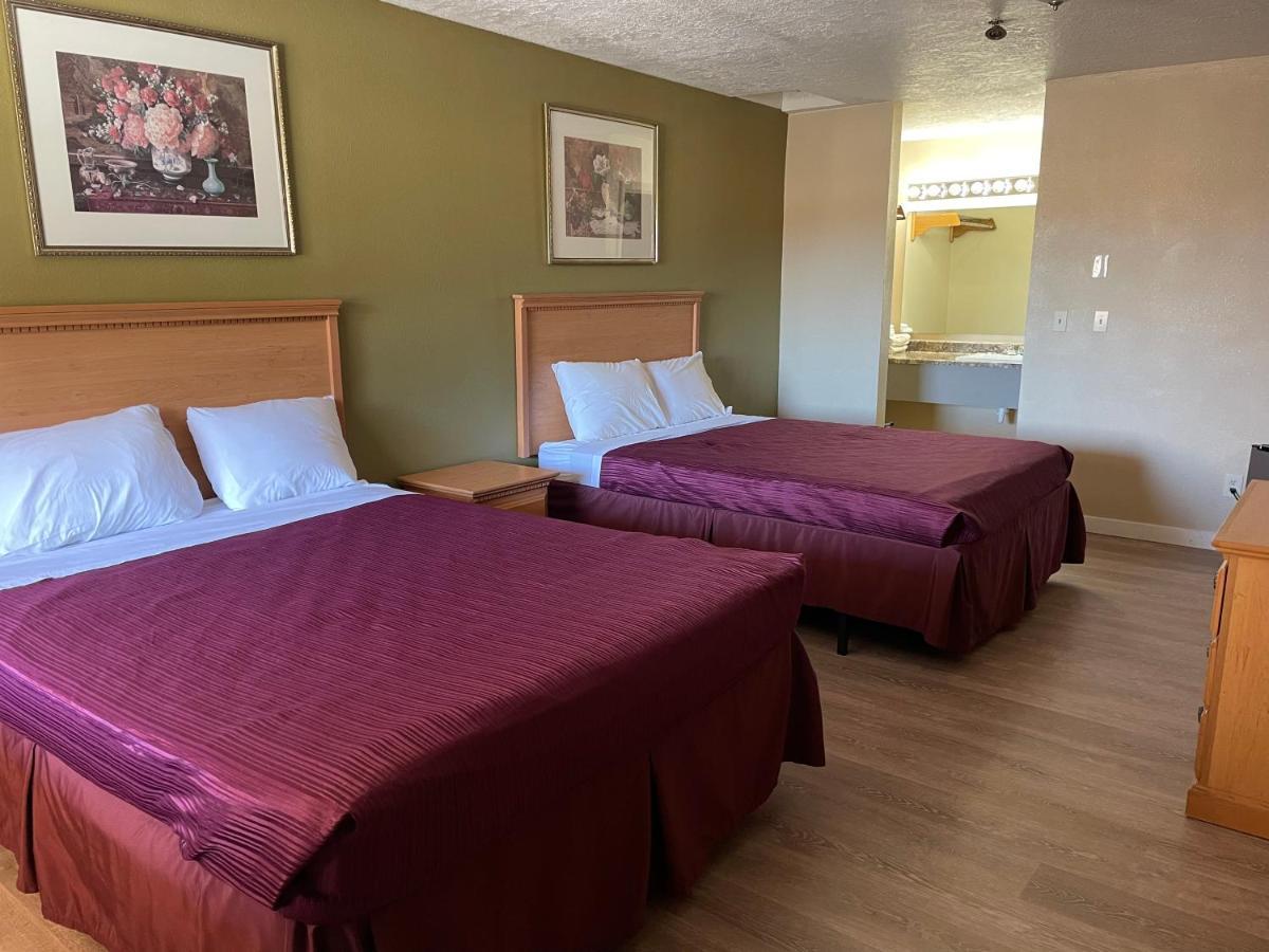 Centralia Inn ภายนอก รูปภาพ